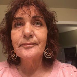 Meet your Posher, Anne